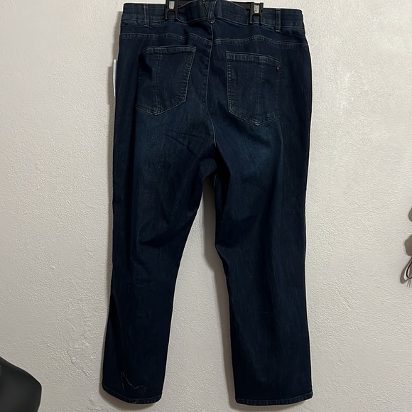 NWT Women’s Democracy Ab Solution High Rise Straight Step Hem Dark Blue Jeans - Picture 4 of 11